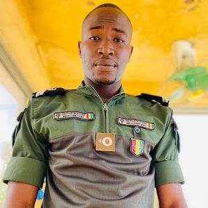 Meet your Posher, Assane